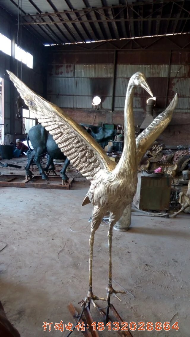 铸铜仙鹤雕塑公园动物(wù)铜雕 