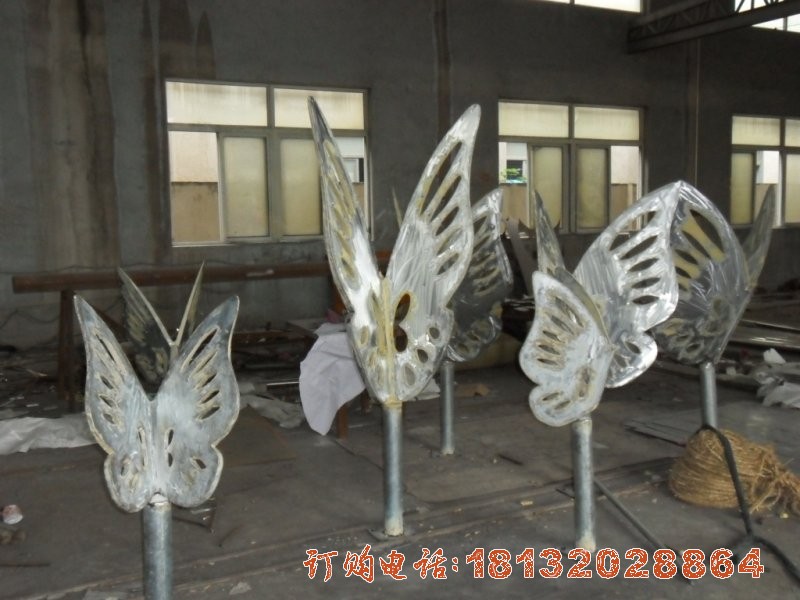 不锈钢蝴蝶抽象动物(wù)雕塑